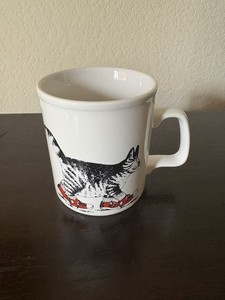 Coffee Mug Cup Kitty Cat Shoes B Kliban Red Converse Tennis Kiln England Crafts