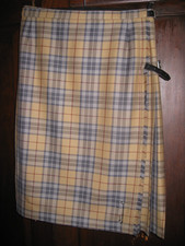 Lochcarron 100 New Wool Made In Scotland Tartan Plaid Kilt 28" Long High Waist