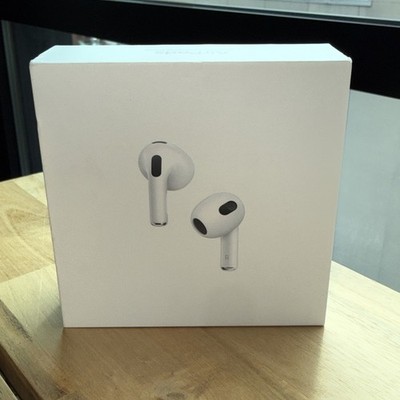 Apple AirPods MPNY3AM/A White (3rd Generation) with box