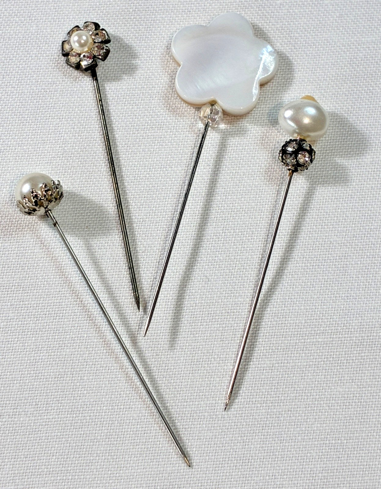 Vintage Collectable Hat / Lapel / Tie Pins x  4