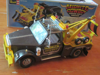Revell H-1383 Midnite Cowboy Custom Chevy Wrecker Truck Built 70s
