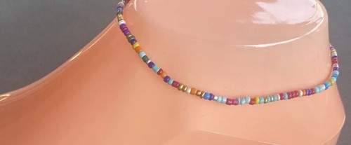 Pulsera tobillera elástica con cuentas de vidrio multicolor - Imagen 3 de 3
