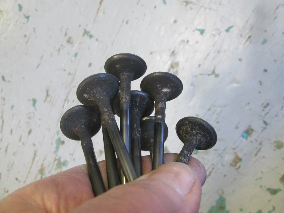 YAMAHA FZ700 / 750 / FZX700 / 750 ВЫПУСКНЫЕ КЛАПАНЫ 1AA-12121-01-00 (КОМПЛЕКТ ИЗ 8) - Изображение 3 из 4