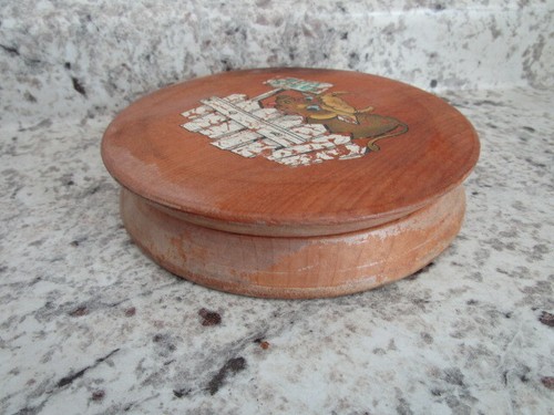 Vintage Wooden Hamburger Press Retro Kitchen Kitsch "Bum Steer" Motif 1940's - Imagen 2 de 3