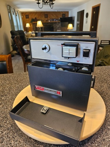 Kodak Automatic 8 8mm Projector Model 1 w/ Box & Instructions Ex Cosmetic Cond. - Picture 8 of 16