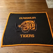 DUNSMUIR TIGERS BLANKET 61"×61" 100 % ACRILIC MADE IN USA USED SEE PICTURES(16)