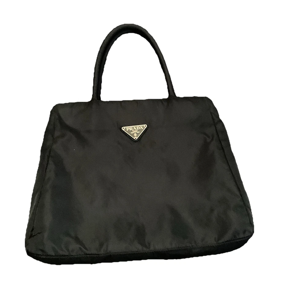 Mini Bolso de Hombro Deportivo Prada Tessuto Nylon Negro con Tarjeta de Certificado Foto 2 de 4