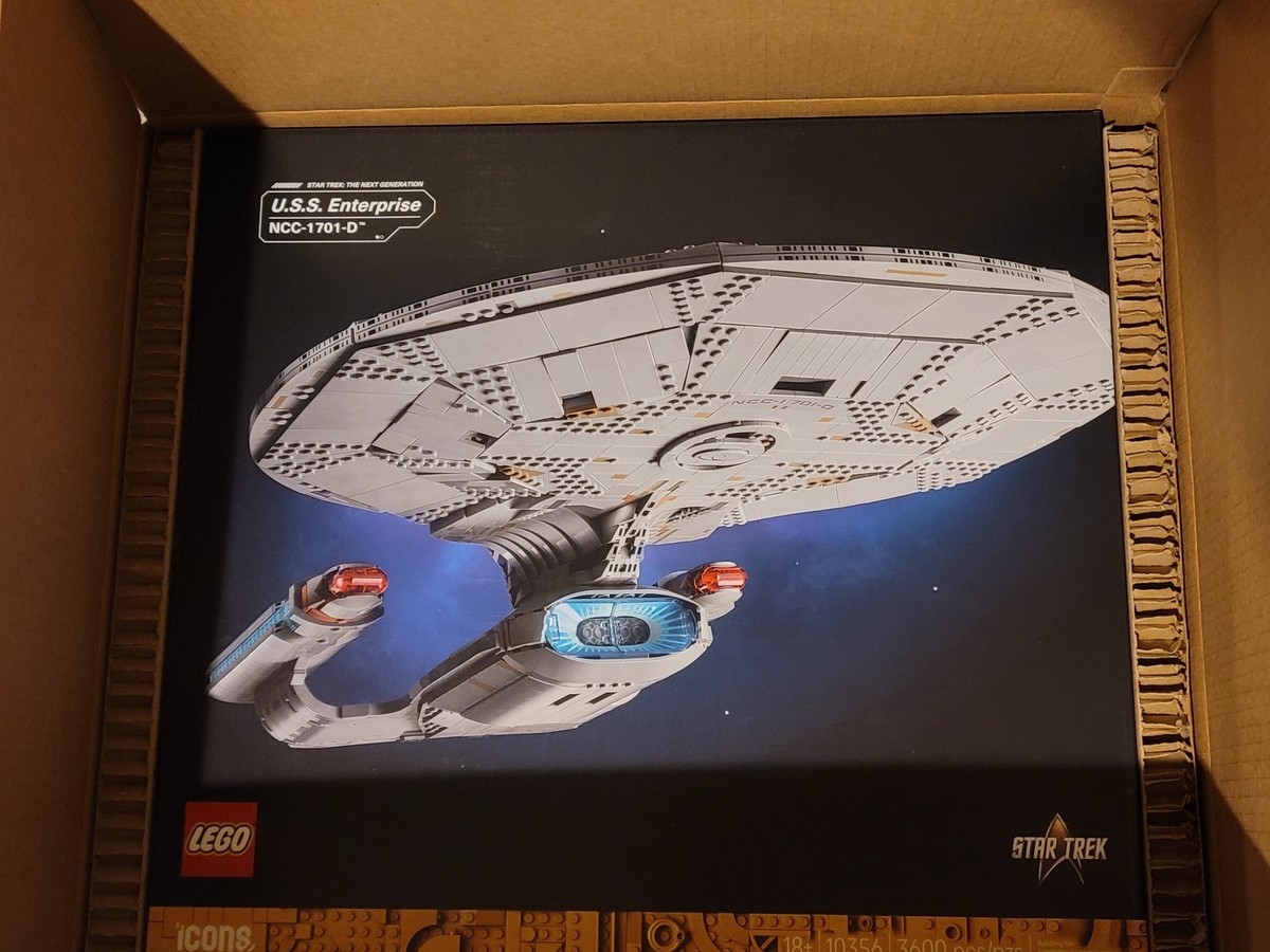 LEGO 10356 Star Trek: U.S.S. Enterprise NCC-1701-D The Next