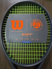 Wilson SHIFT 99 V1 Roland Garros