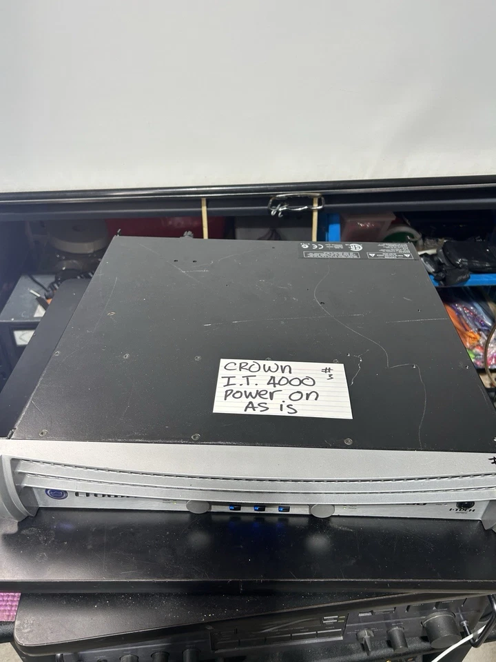 Crown I-TECH I-T 4000 Verstärker Top Zustand Einschalten Ungetestet Verkauft Wie Ist