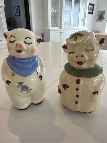 Vintage  Shawnee Pottery Large Range 5" Smiley Pig Salt & Pepper Shakers