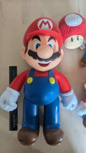 STATUE NINTENDO SUPER MARIO 50cm, peluche animée et 2 peluches officielles