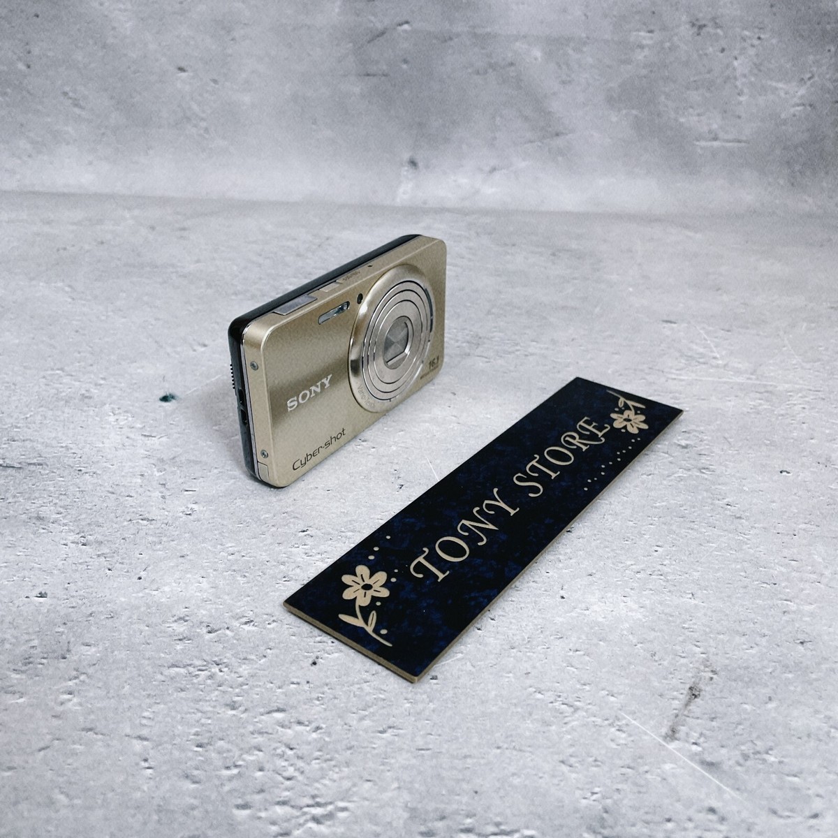 SONY Cyber-shot DSC-W570 Gold 5x Zoom 16.1 MP Compact Digital