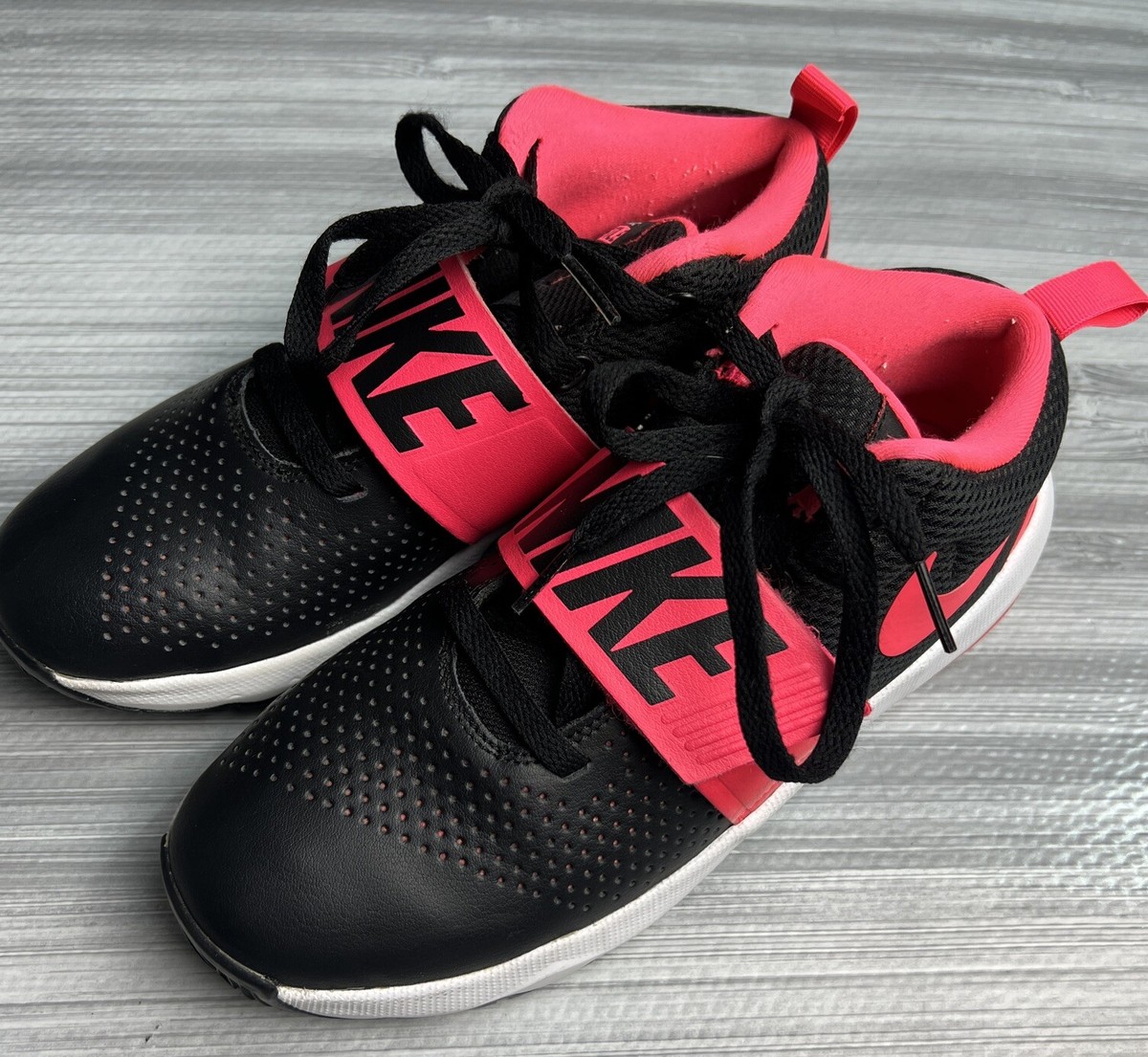 Nike TEAM HUSTLE 881941-002 Black/Pink Women's 7.5 Or Youth Size 6.5 | eBay