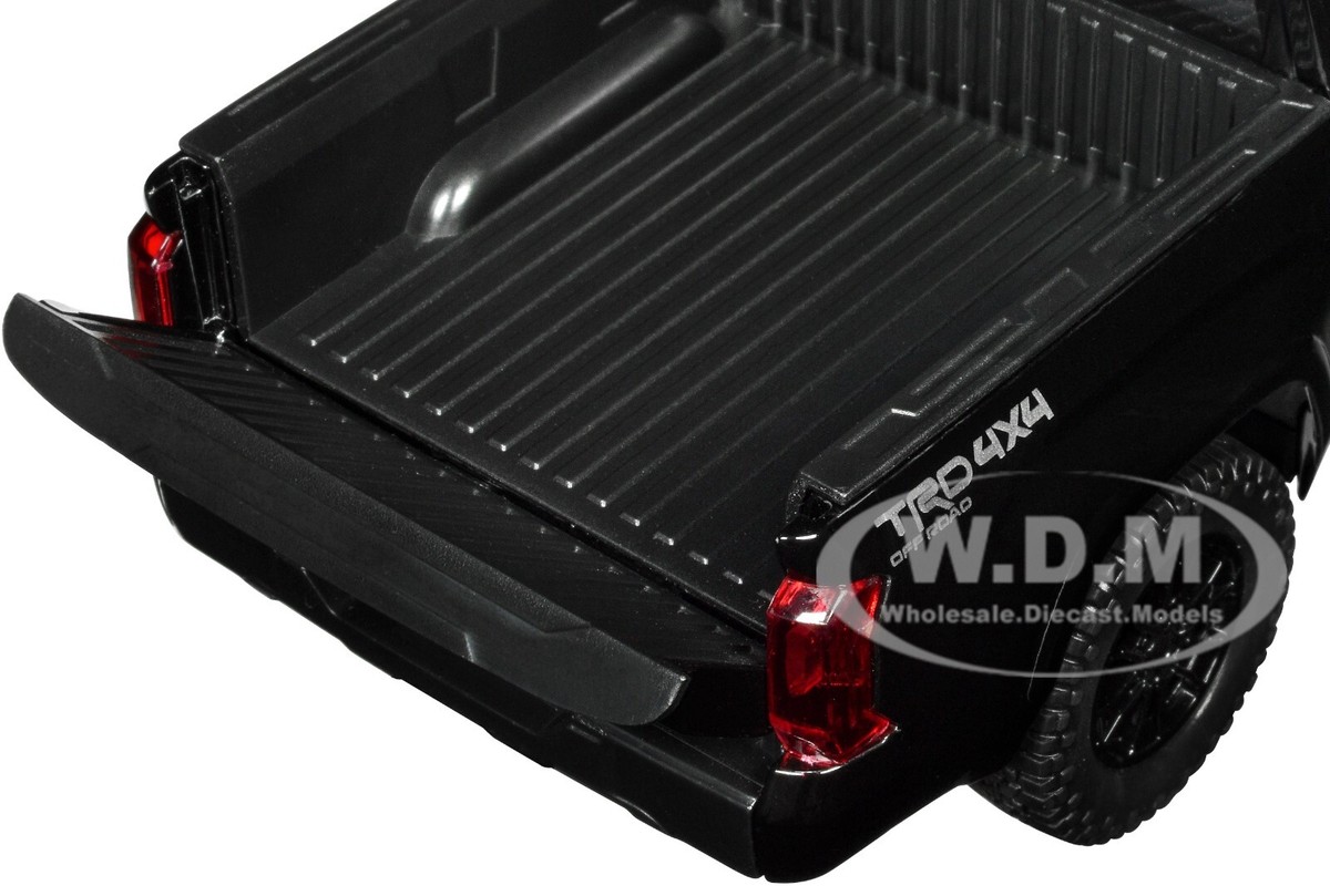 2023 TOYOTA TUNDRA TRD 4X4 PICKUP BLACK W/WHEEL RACK 1/24 DIECAST
