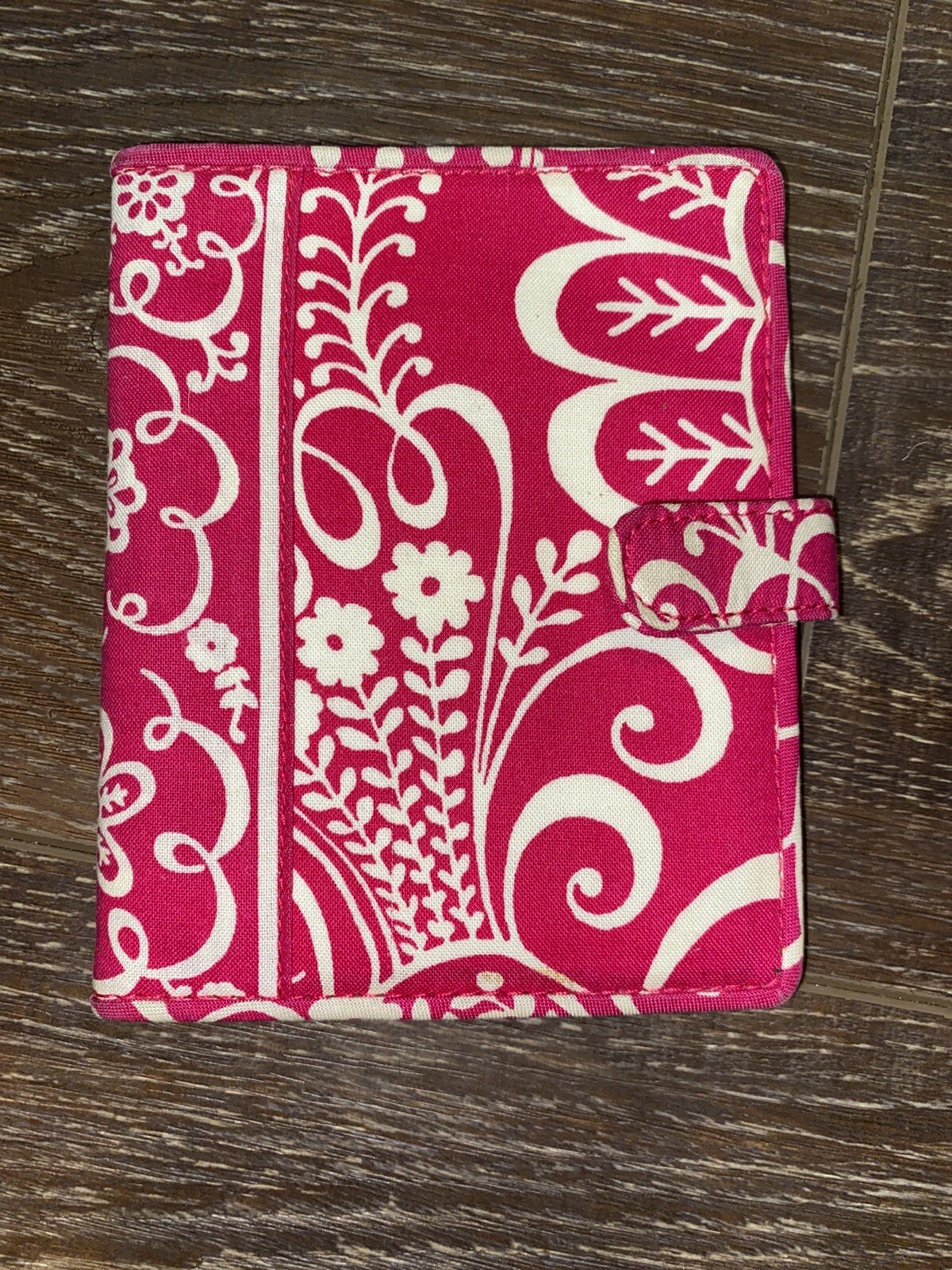 vera bradley Nora Grace Snap Passport Holder ID Gem