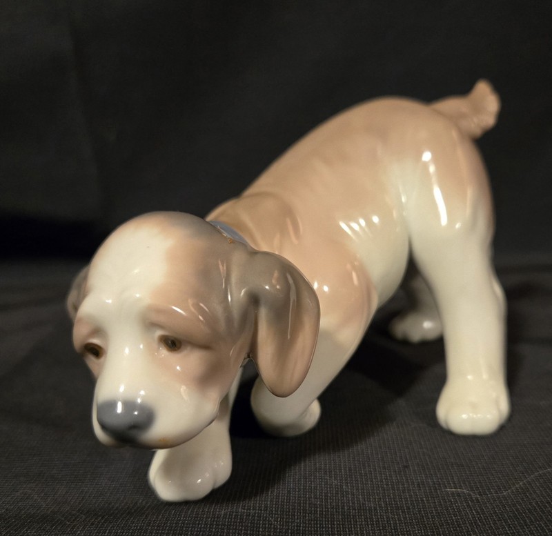 Lladro Little Hunter Dog Figurine Retired 2000