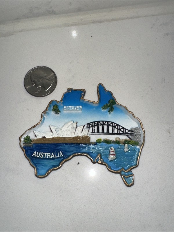 collectible  3D  REFRIGERATOR MAGNET from Sydney AUSTRALIA