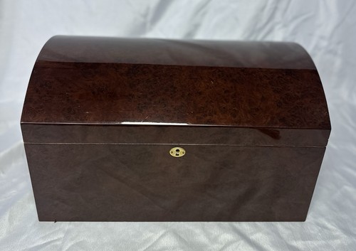 CIGAR HUMIDOR Treasure Chest Dome 250ct. w/ Humidifier Hygrometer (See Photos)