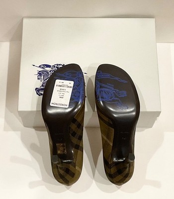 NIB BURBERRY $890 OLIVE BROWN FURROW CHECK BABY PUMP 85MM HEEL