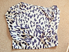 LADIES  OFF SOULDER ON ONE SIDE TOP SIZE LARGE NWOT