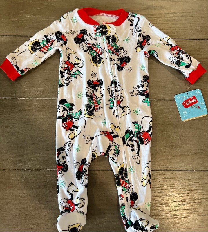 NEW Disney Mickey Minnie Mouse Christmas Winter Footed Sleeper Baby 0/3 Months