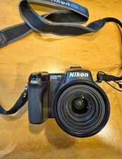 Nikon COOLPIX 5700 Bridge Digital Camera 5.0MP 8x Optical Zoom Black USB