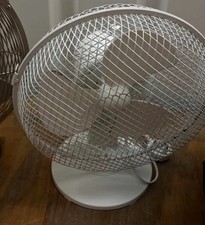 White Metal Table/Desk Fan Round Cage Grille 3-Blade 3-Speed Tilt Head