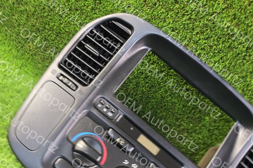 Toyota Land Cruiser UZJ100 1998-2002 Climate Controller Air Vents Bezel OEM RHD - Picture 21 of 21