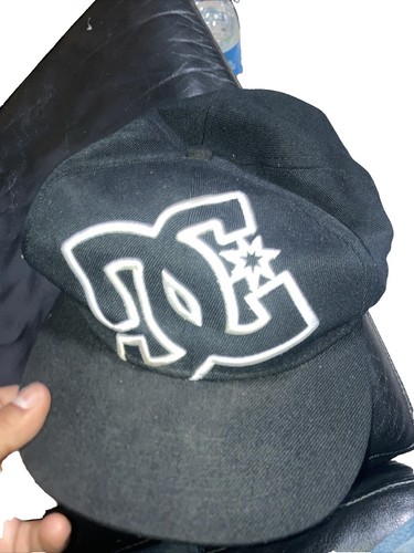 DC Shoes Hat Cap Fitted Mens 7 1/4 - 7 5/8 Red Argyle Skater