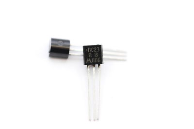 BC238B MOTOROLA TRANSISTOR NOS(New Old Stock ) 1PC. C530BU1F040215