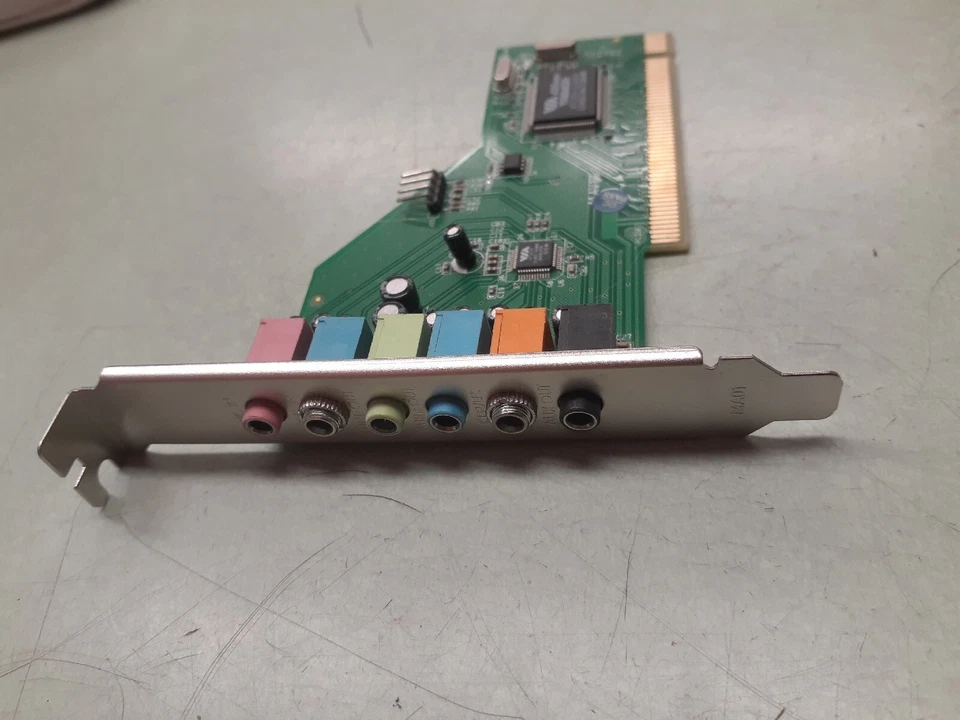 ENCORE ENM232-8VIA 7.1 Channels 24-bit 96KHz PCI Interface Surround Sound Card - Image 2 of 4