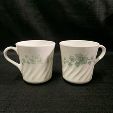 New Pair Of Vintage Corning Corelle Callaway White Swirl W Ivy Coffee/tea Mugs