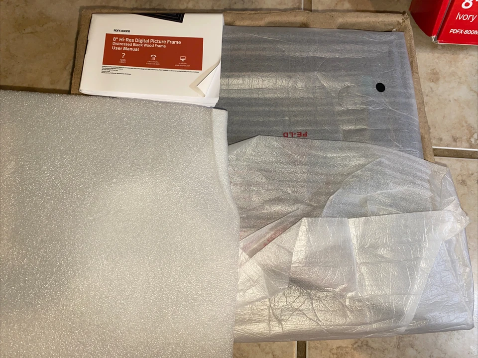 2- 8" Digital Photo Frame Distressed Black  & Ivory Wood Tone Frames  - Polaroid - Image 4 of 4