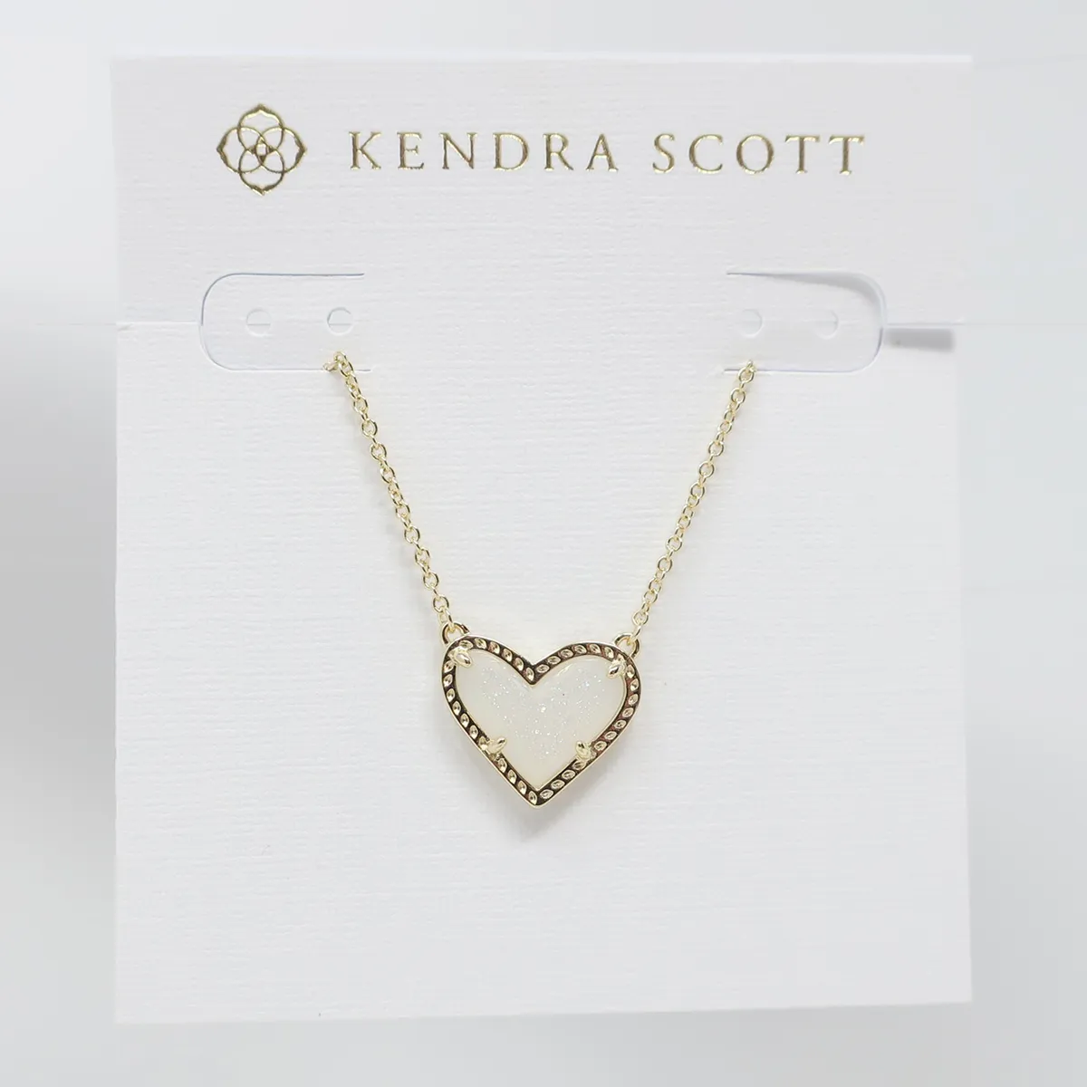 Amazon.com: Kendra Scott Nola Pendant Necklace for Women, Fashion Jewelry,  Gold-Plated, Iridescent Drusy : Clothing, Shoes & Jewelry