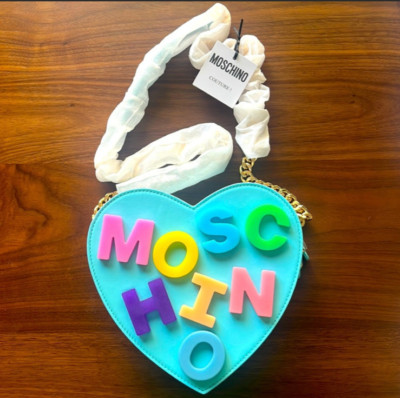 Moschino Spring 2022 Heart Purse logo lettering