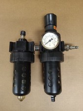 Parker 07E32A18AC Filter Regulator and 17L32BE Lubricator