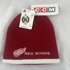 CCM Detroit Red Wings NHL Reversible Hat Beanie Red White Youth/Women NEW