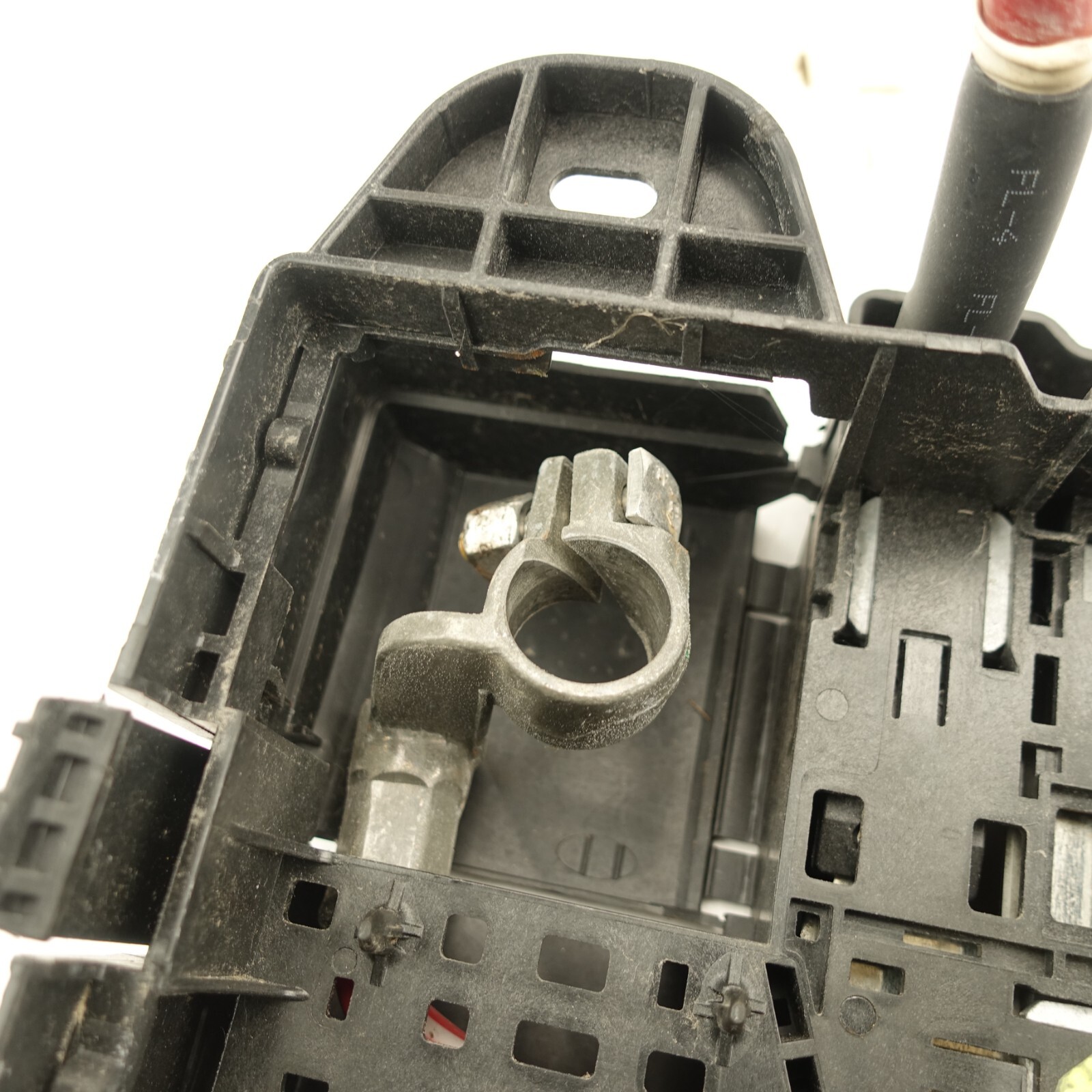 2011 2012 2013 2014 2015 Chevy Cruze Positive Battery Cable and Hub