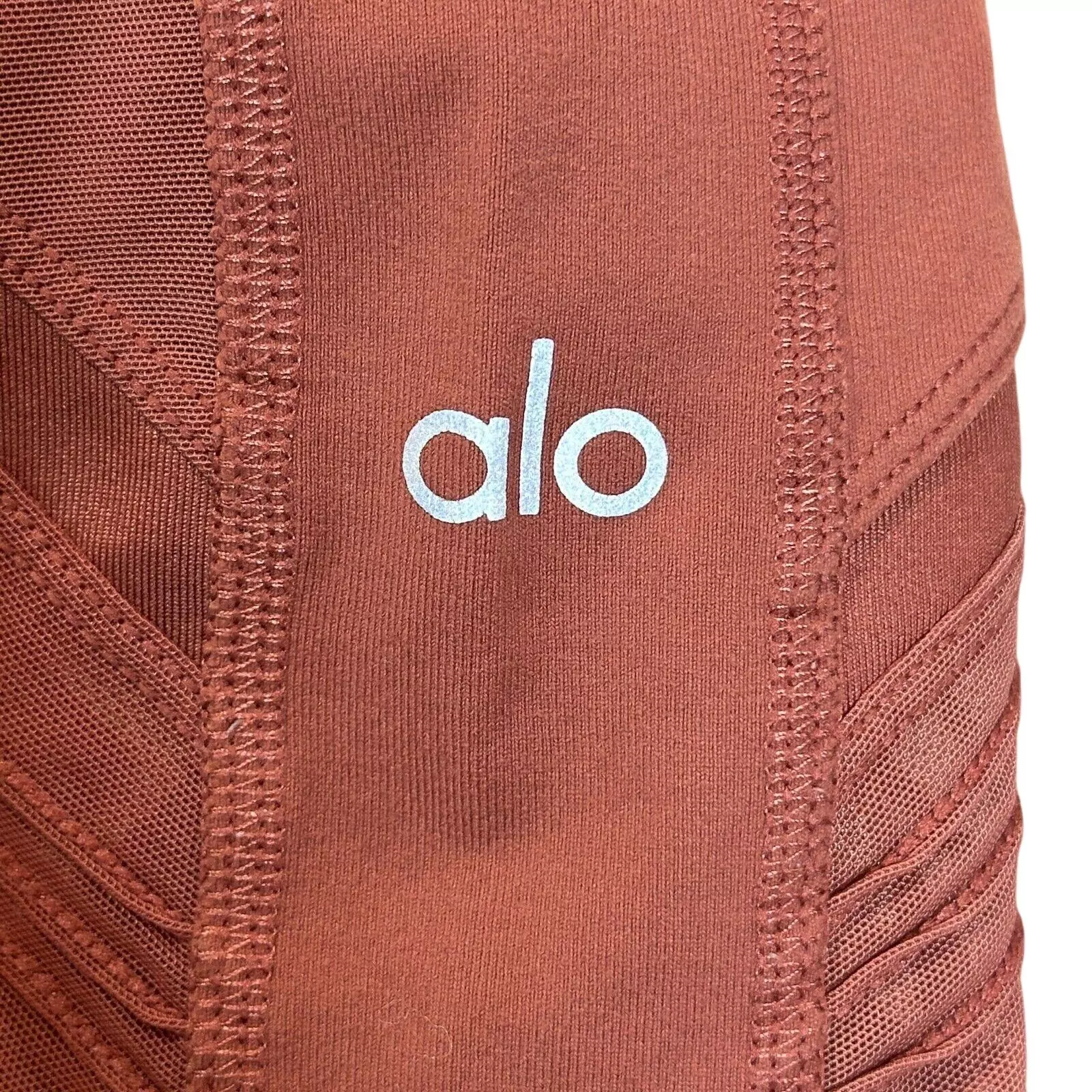 alo-yoga high waisted mid rise moto mesh leggings