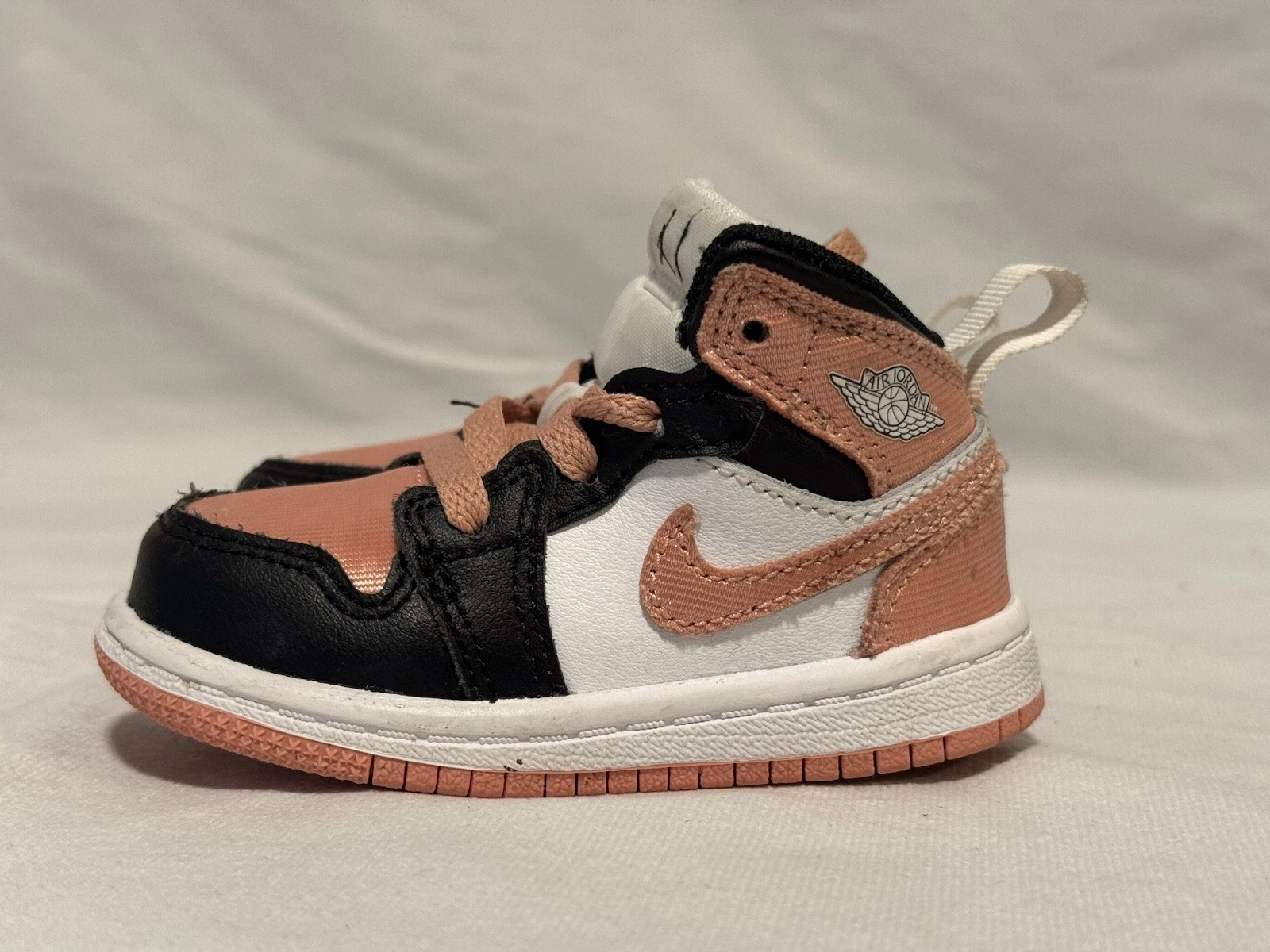 Nike Air Jordan 1 Mid Madder Root rosa taglia 5c DM9077 108