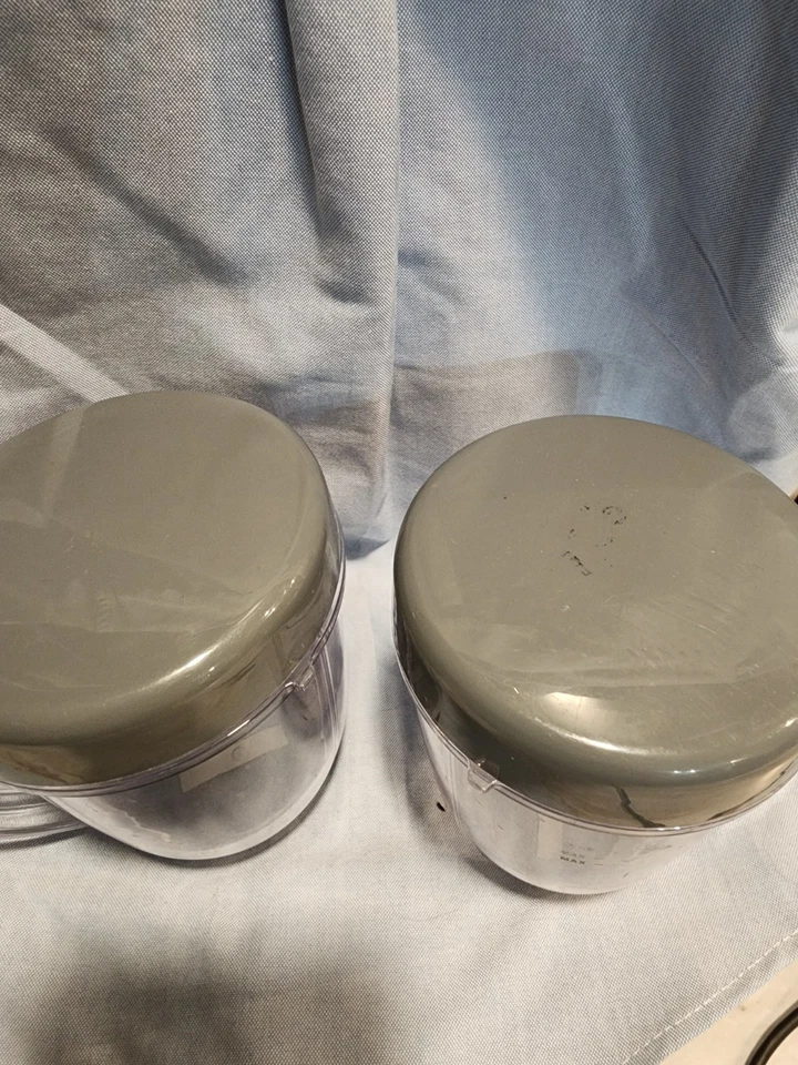 Lote de 2 tazas NutriBullet 24 y 16 oz con tapa y labio para NB-101B NB-101S NB-201 Foto 2 de 4