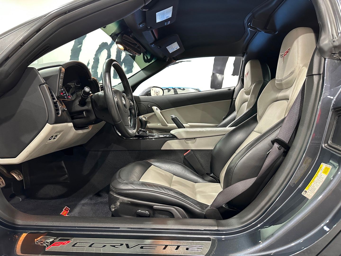 2013 [57U] Cyber Gray Metallic Chevrolet Corvette   | C6 Corvette Photo 10
