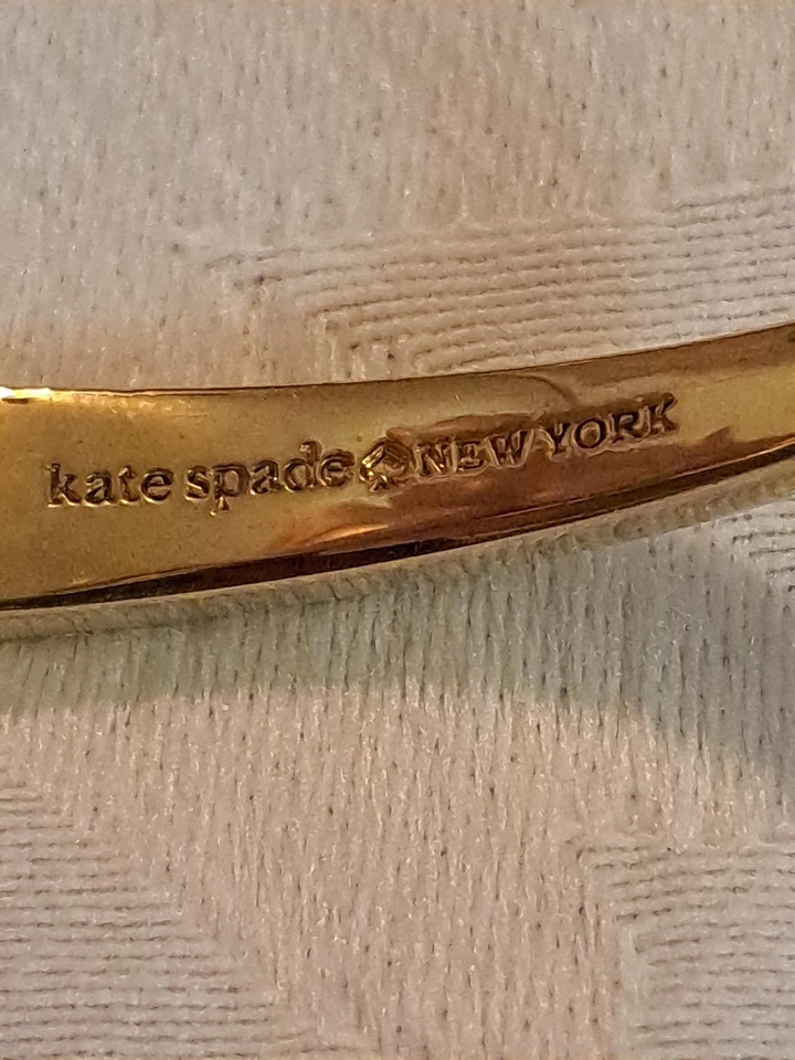 Kate Spade Bracelet Spot The Spade Hinge Cuff Black Logo Gold Tone - Image 4 of 4
