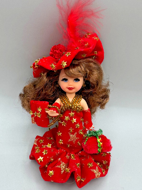 ~DS LOT P DRESSED BARBIE DOLL KELLY IN OOAK HANDMADE DRESS RED HAT STARS PURSE