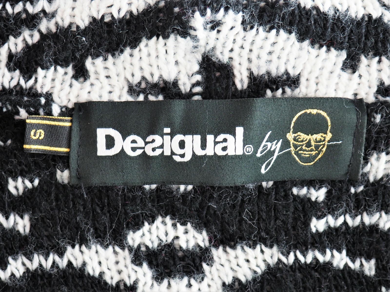 DESIGUAL by Christian Lacroix Open Front Wrap Sweater Cardigan #46J2L12 Small