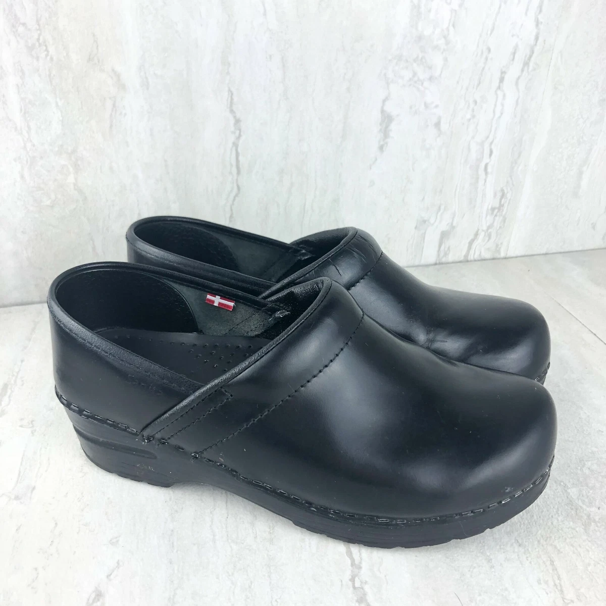 Sanita Dansko Womens Black Leather Stapled Professional Clogs EUR