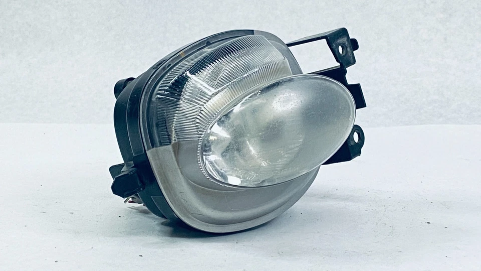 Светодиодные противотуманные фары для правой стороны пассажира 07–09 Lexus ES350 ES - Изображение 2 из 4