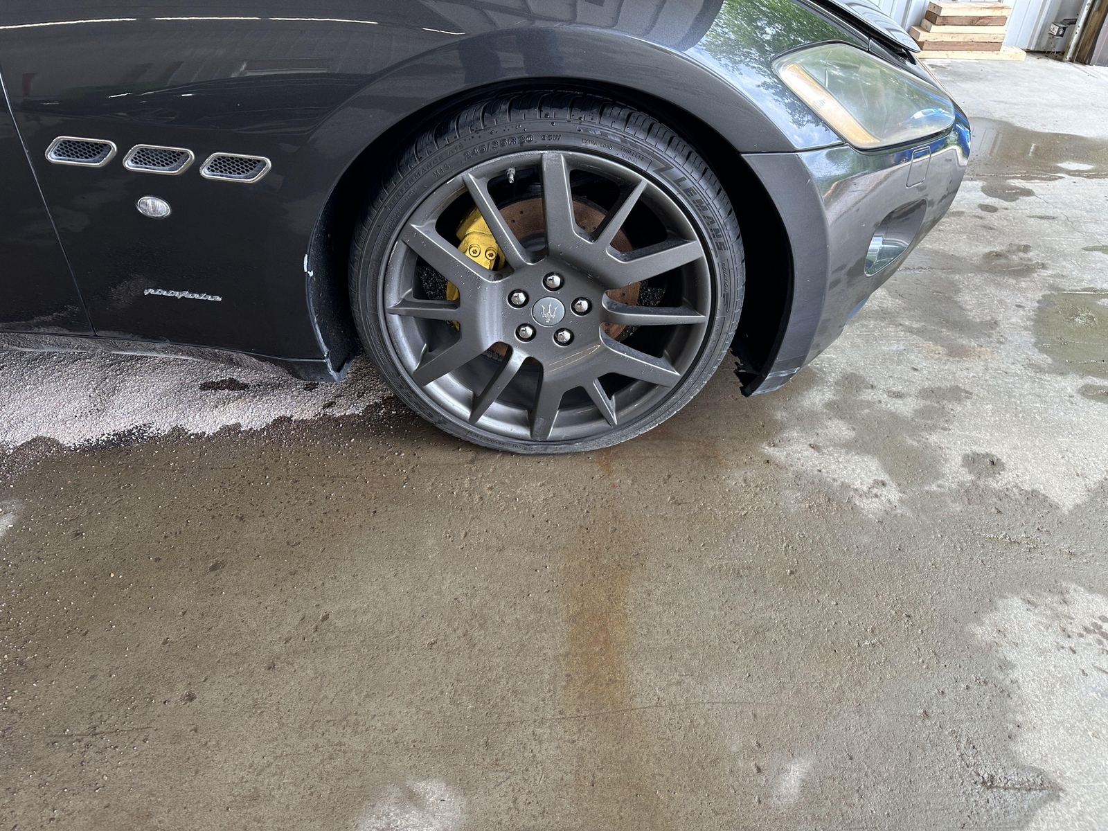08-19 MASERATI GRANTURISMO PASSENGER RIGHT FRONT SIDE FENDER GRIGIO METALLIC 672