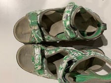 L.L. Bean Green Camouflage Sandals Boys size 6